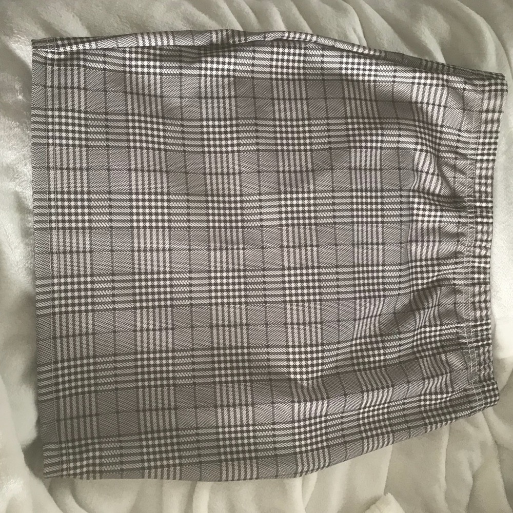 plaid mini skirt
